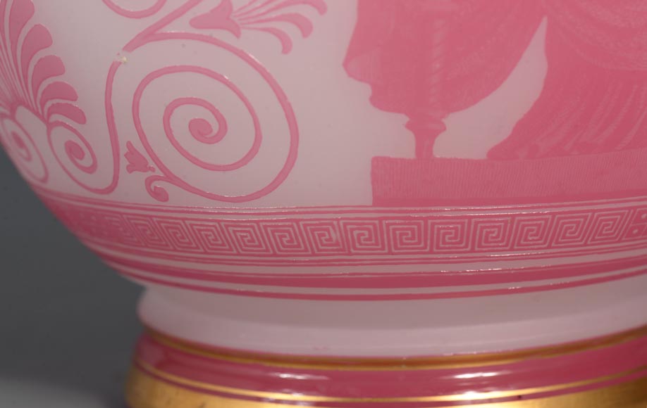 CRISTALLERIE DE BACCARAT, Neo-Greek, krater-shaped vase, made out of coated crystal, and etched through hydrofluoric acid, 1867 World’s Fair CRISTALLERIE DE BACCARAT, Neo-Greek, krater-shaped vase, made out of coated crystal, and etched through hydrofluoric acid, 1867 World’s Fair-10