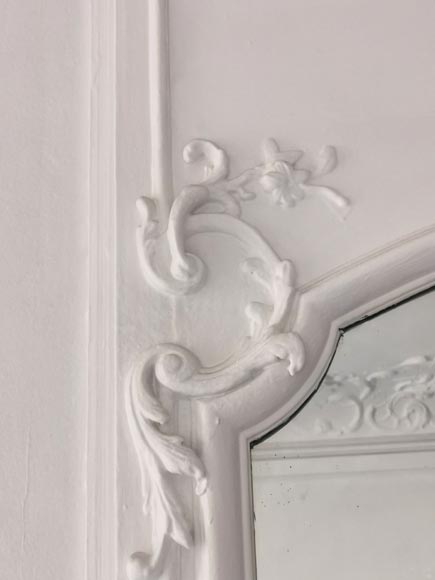 Louis XV style trumeau with asymmetrical shell decoration Louis XV style trumeau with asymmetrical shell decoration-3