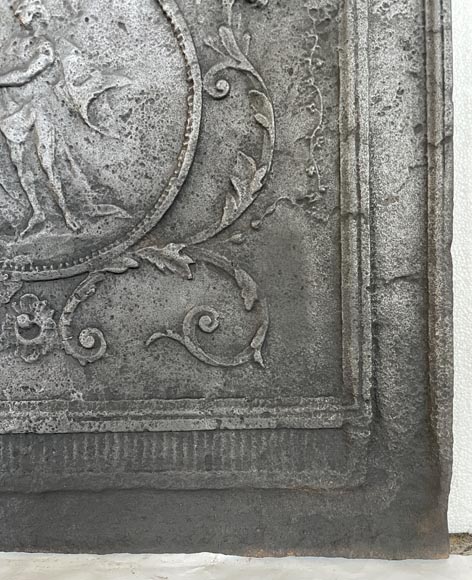 Antique fireback Antique fireback