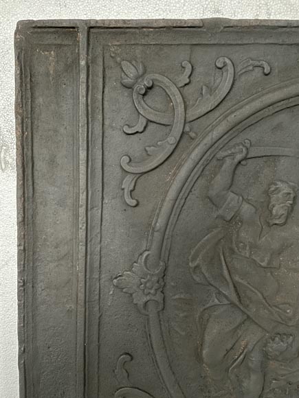 Beautiful cast iron fireback Beautiful cast iron fireback