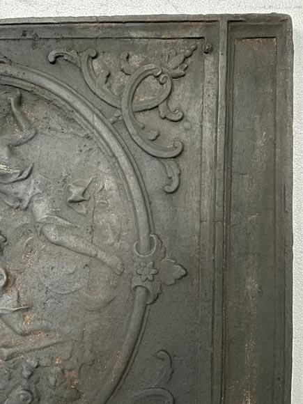 Beautiful cast iron fireback Beautiful cast iron fireback