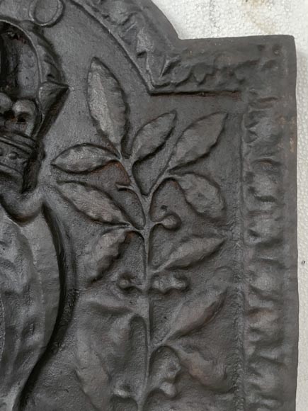 Fireback with the Arms of France Fireback with the Arms of France-4