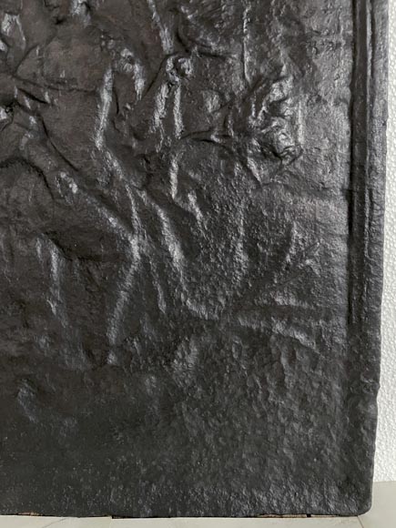 Cast iron fireback with gallant scene Cast iron fireback with gallant scene-6