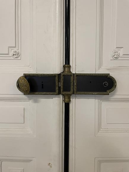 Important door with four leaves paneled decoration and small roses Important door with four leaves paneled decoration and small roses-5