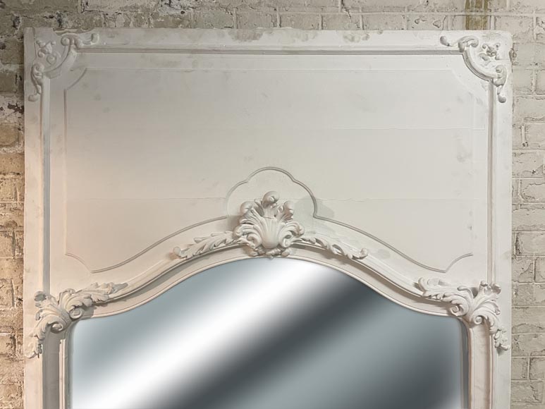 Louis XV style trumeau of painted in white wood with a shell Louis XV style trumeau of painted in white wood with a shell-1