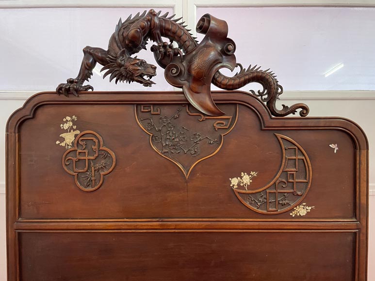 Maison des Bambous, Alfred PERRET et Ernest VIBERT (attributed to)- Japanese bed with dragon-tigers Maison des Bambous, Alfred PERRET et Ernest VIBERT (attributed to)- Japanese bed with dragon-tigers-4