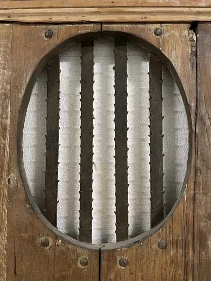 Small antique and simple door in oak with an oval opening Small antique and simple door in oak with an oval opening-5