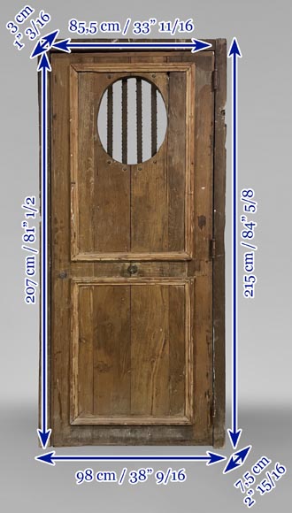 Small antique and simple door in oak with an oval opening Small antique and simple door in oak with an oval opening-9