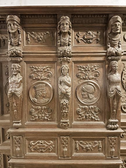 Elements of low panels in oak in Neo-Renaissance style Elements of low panels in oak in Neo-Renaissance style-9