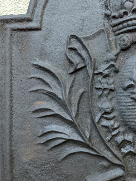 Louis XV style fireback with the coat of arms of France Louis XV style fireback with the coat of arms of France-3