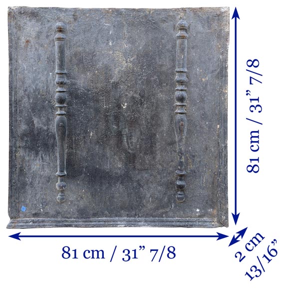 Antique fireback with pillars of Hercules, 18th century Antique fireback with pillars of Hercules, 18th century-5