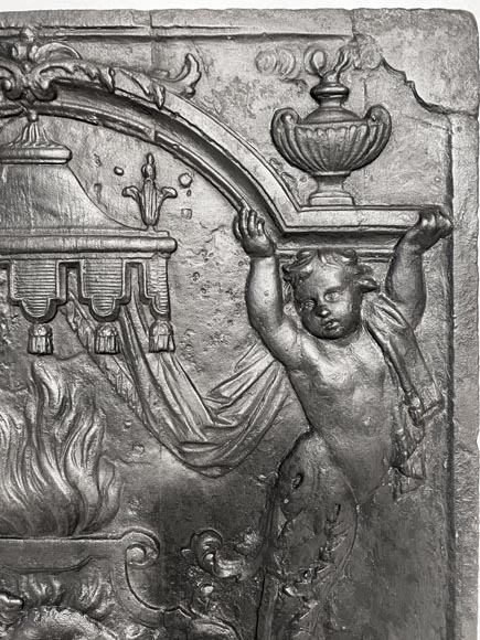 18th-century fireplace plaque with a salamander and two atlantes supporting an entablature with fire vases 18th-century fireplace plaque with a salamander and two atlantes supporting an entablature with fire vases-8