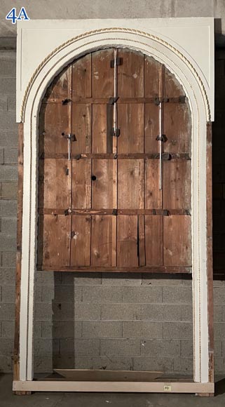 Carved, regilded and white-painted wooden paneling Carved, regilded and white-painted wooden paneling-4