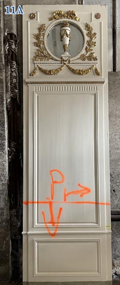 Carved, regilded and white-painted wooden paneling Carved, regilded and white-painted wooden paneling-8