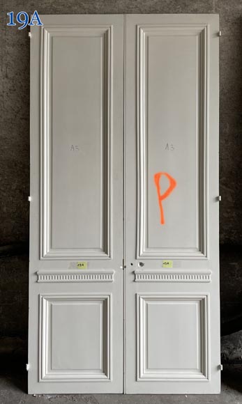 Carved, regilded and white-painted wooden paneling Carved, regilded and white-painted wooden paneling-15