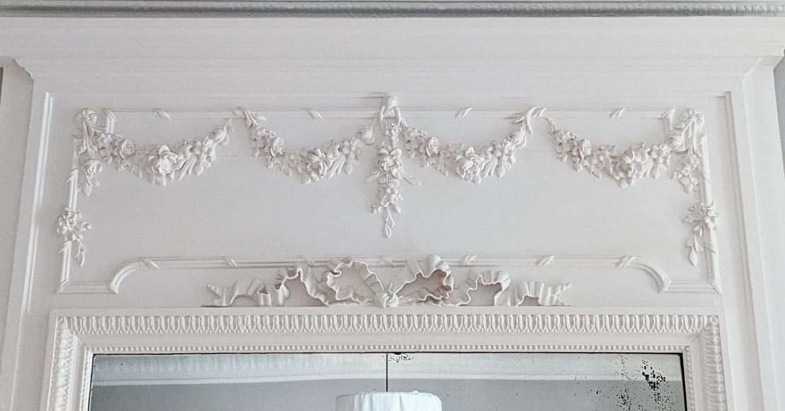 Louis XVI style trumeau with a flowers garland Louis XVI style trumeau with a flowers garland-1