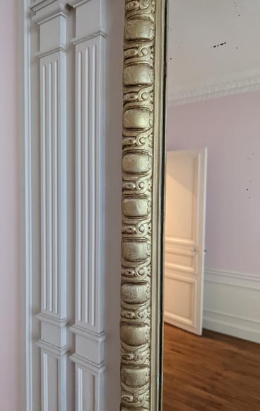 Regence style trumeau with a flowered cartouche Regence style trumeau with a flowered cartouche -4