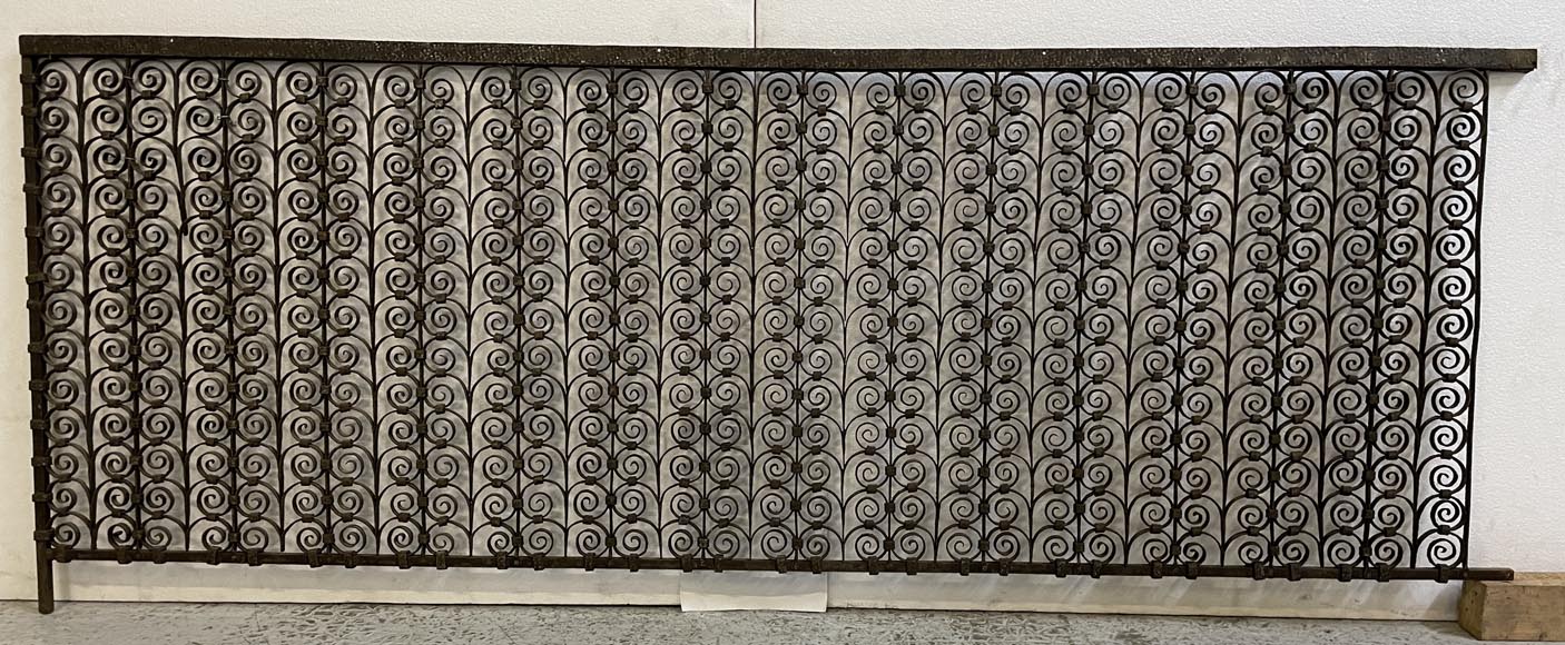 Pair of Gothic style wrought iron radiator railings Pair of Gothic style wrought iron radiator railings -2