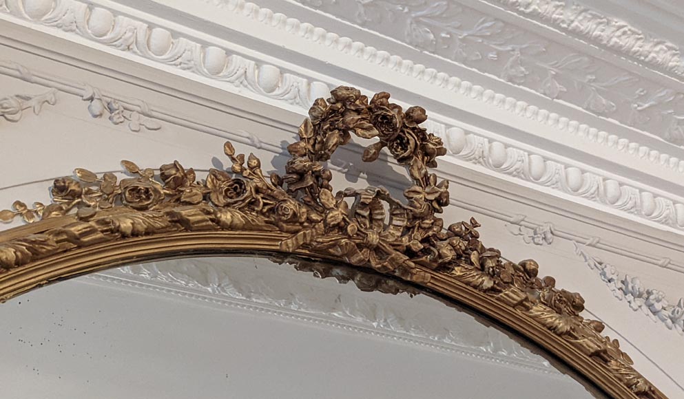 Louis XVI style trumeau white and gold paint with flowers crowns Louis XVI style trumeau white and gold paint with flowers crowns-2