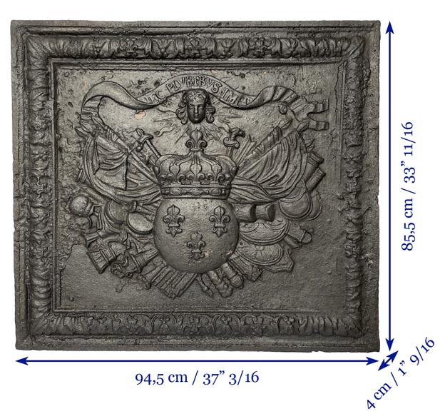 Exceptional fireback with the France coat of arms and Louis XIV's mascaron and motto Exceptional fireback with the France coat of arms and Louis XIV's mascaron and motto-12