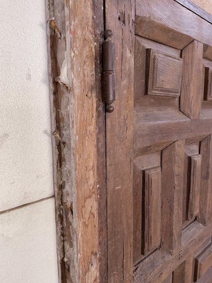 Spannish oak door with frame, 18th century-5