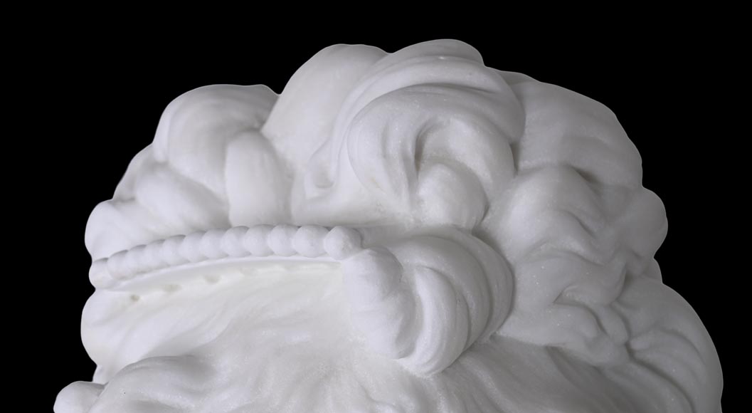 Joseph FRUGONI, Bust of a woman or Aphrodite-6