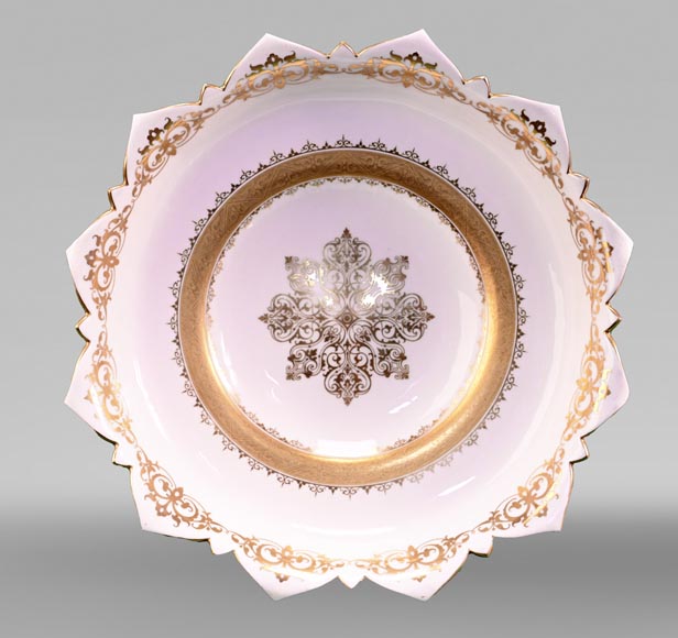 SÈVRES Manufacture, Porcelain Tazza with Masks, 1846-1863 SÈVRES Manufacture, Porcelain Tazza with Masks, 1846-1863-3