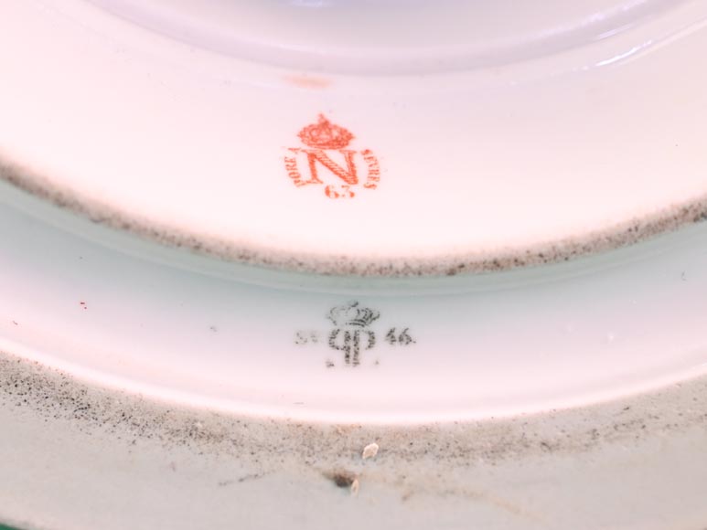 SÈVRES Manufacture, Porcelain Tazza with Masks, 1846-1863 SÈVRES Manufacture, Porcelain Tazza with Masks, 1846-1863-7