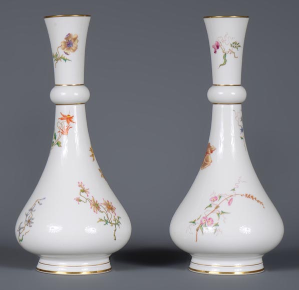 Manufacture de Sèvres - Pair of vases Delhi model with a polychrome floral decoration, 1875-2