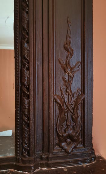 Napoleon III style trumeau with a cartouche in wood and stucco painted in brown Napoleon III style trumeau with a cartouche in wood and stucco painted in brown-4