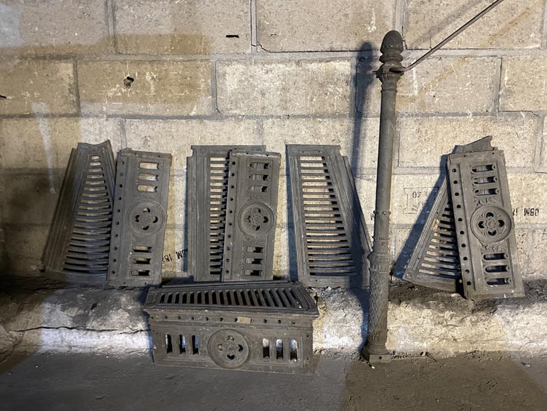 Double Quarter-Turn Staircase and Walkway in Cast Iron and Wrought Iron, 1865 Double Quarter-Turn Staircase and Walkway in Cast Iron and Wrought Iron, 1865 -10