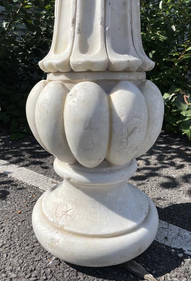 Central fountain in Carrara marble, godroon decors Central fountain in Carrara marble, godroon decors-8