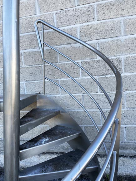 Modern metal spiral staircase Modern metal spiral staircase-6