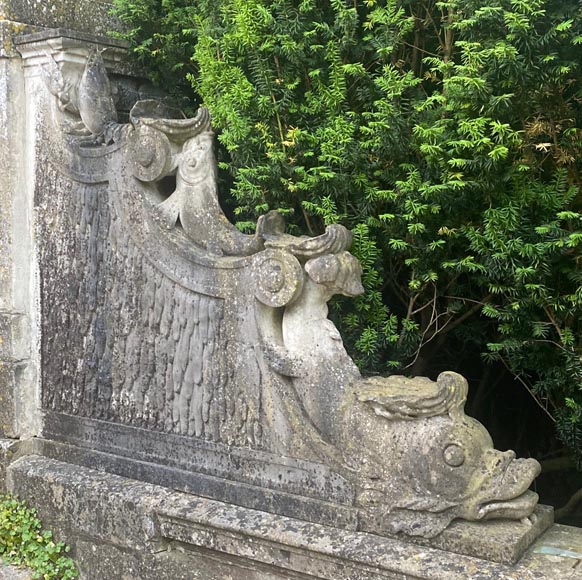 Carved Marble Fountain Curb with Aquatic Bestiary, 19th Century Carved Marble Fountain Curb with Aquatic Bestiary, 19th Century-0