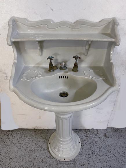 Earthenware washbasin on column, 19th century Earthenware washbasin on column, 19th century-2