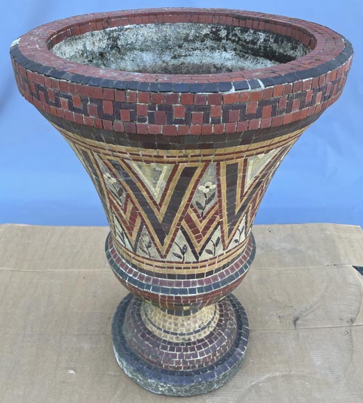 Four mosaic garden vases Four mosaic garden vases-3