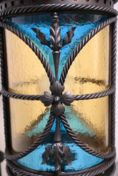 Pair of neo-Gothic lanterns with fleur-de-lis and dolphins, circa 1895 Pair of neo-Gothic lanterns with fleur-de-lis and dolphins, circa 1895-3