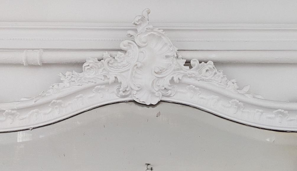 Louis XV style trumeau adorned with an asymmetrical shell Louis XV style trumeau adorned with an asymmetrical shell-1