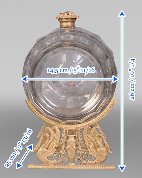 L’Escalier de Cristal (attributed to) Gilt-bronze liqueur barrel with its stand L’Escalier de Cristal (attributed to) Gilt-bronze liqueur barrel with its stand-9