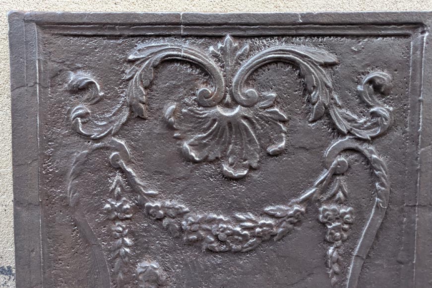 Fireback depicting the myth of Athena and Arachne Fireback depicting the myth of Athena and Arachne-1