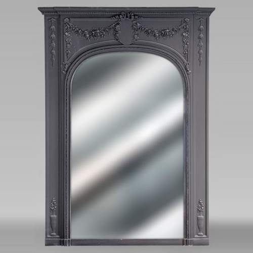 Louis XVI style rounded trumeau with floral decoration