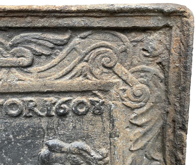 Fireback with the arms of Phillipe II of Spain dated 1608 Fireback with the arms of Phillipe II of Spain dated 1608-5