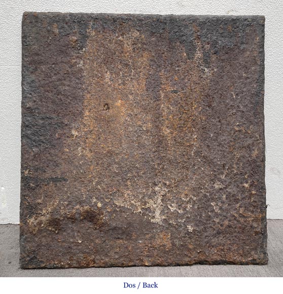 Fireback with the coat of arms of France from the 17th century Fireback with the coat of arms of France from the 17th century-6