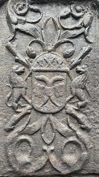 Fireback from the 16th century with the arms of Charles V Fireback from the 16th century with the arms of Charles V-1