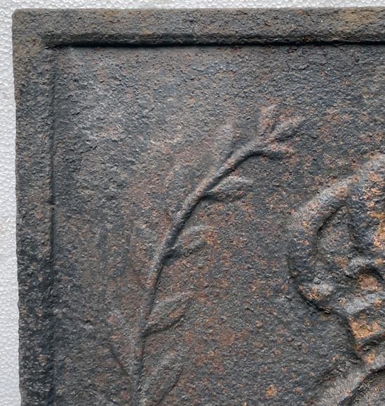 18th century fireback representing the arms of France 18th century fireback representing the arms of France-4