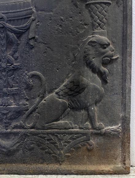 Fireback of the 18th century depicting a vase on a tripod with fire framed by two chimeras supporting baskets of fruit Fireback of the 18th century depicting a vase on a tripod with fire framed by two chimeras supporting baskets of fruit-3