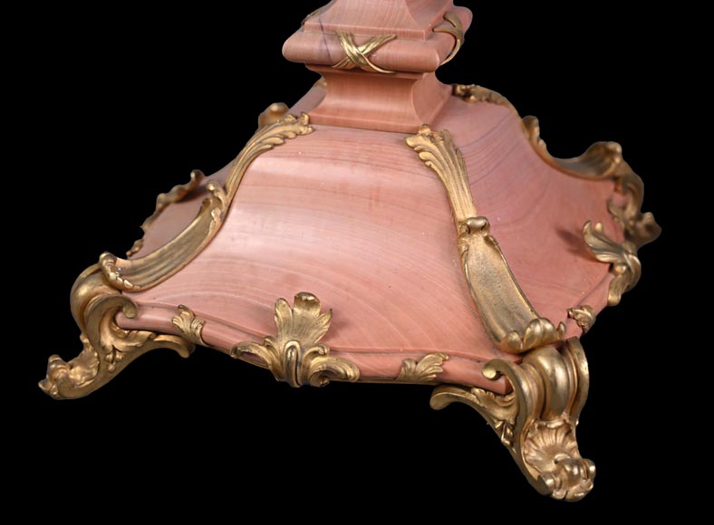 Fonderie Fumière & Co, Rococo pink marble lamp with gilded bronze masks, circa 1906-1926 Fonderie Fumière & Co, Rococo pink marble lamp with gilded bronze masks, circa 1906-1926-9
