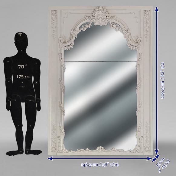 Louis XV period trumeau in painted carved wood decorated with garlands of flowers Louis XV period trumeau in painted carved wood decorated with garlands of flowers-9