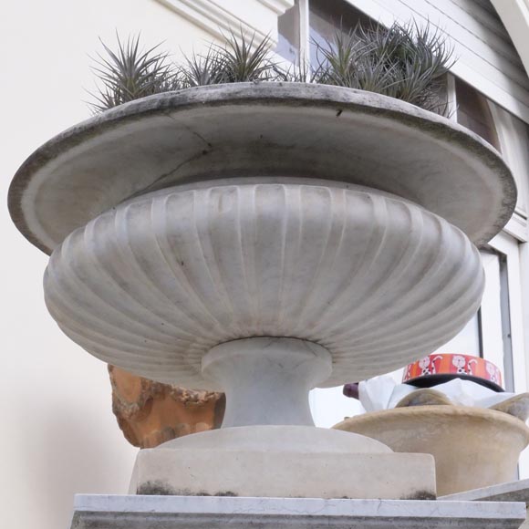 Pair of classic style marble basins Pair of classic style marble basins-4