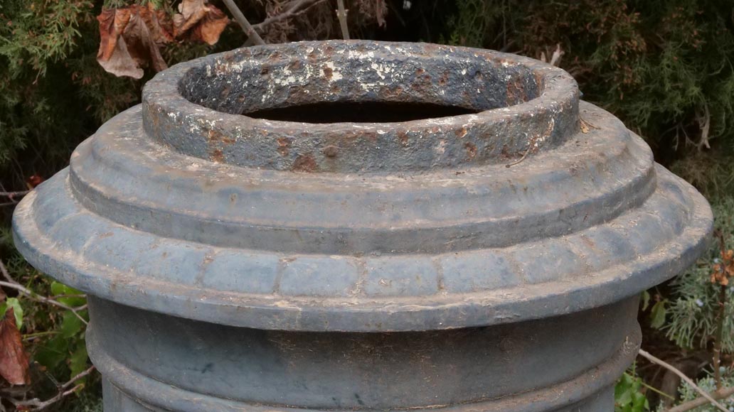 Cast iron base with woman's profile Cast iron base with woman's profile-6